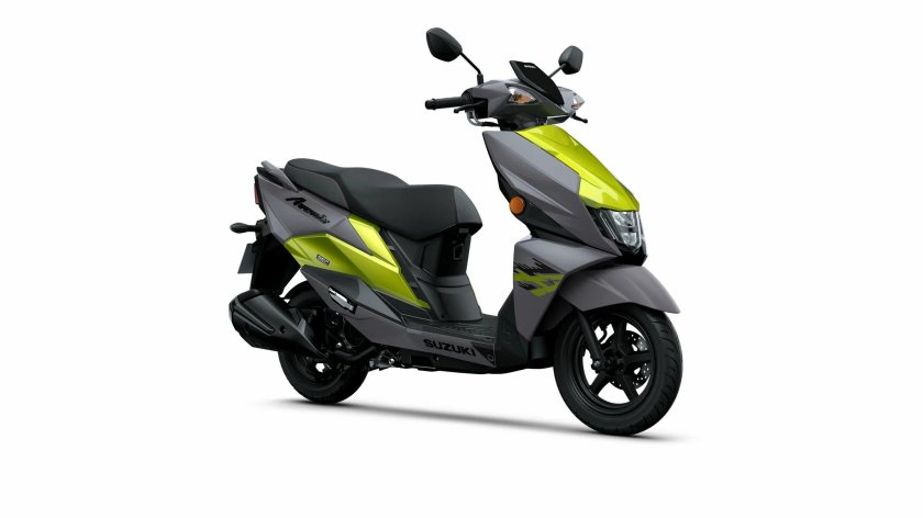 Suzuki Avenis 2023
