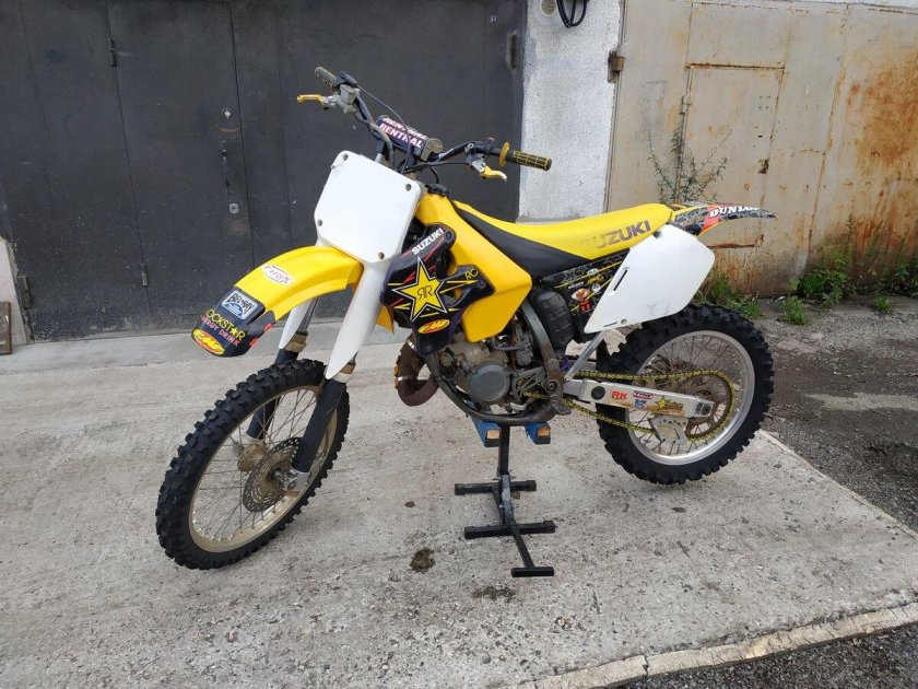 Suzuki RM 125