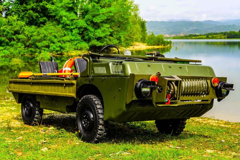 ЛУАЗ 967м (ТПК) амфибия автомобиль-лодка 2ф62