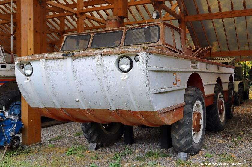 Военные в ЗИЛЕ