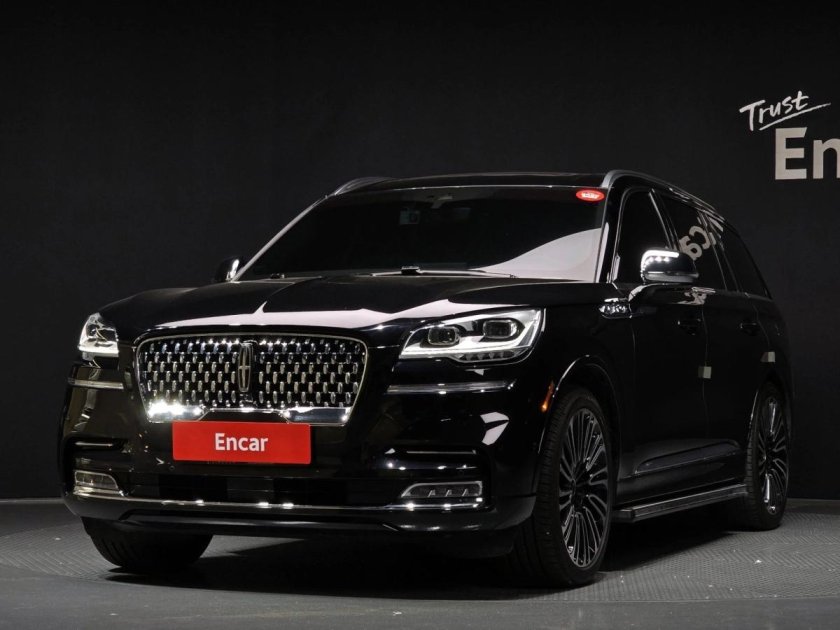 Lincoln aviator 2021 black label