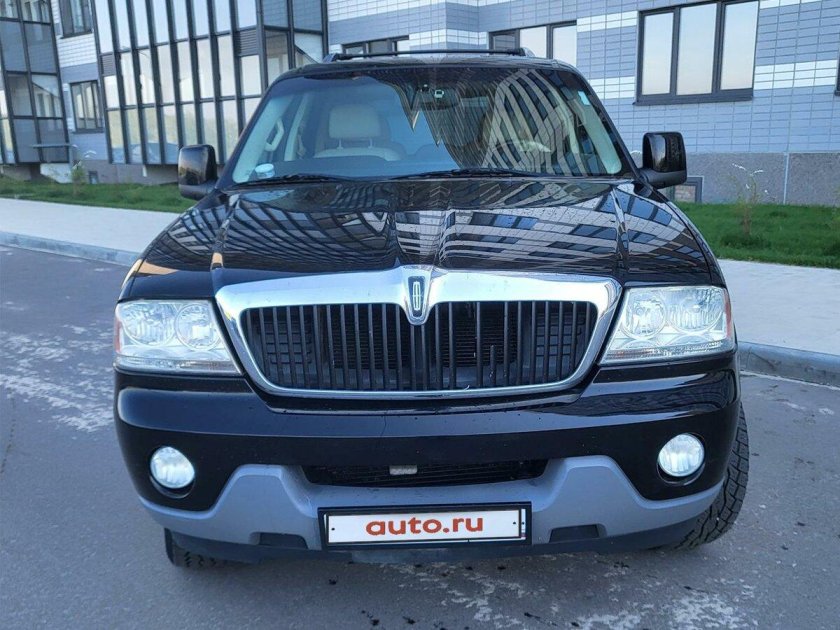 Lincoln navigator ii 2005
