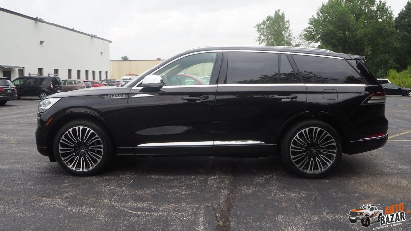 Lincoln Aviator Black