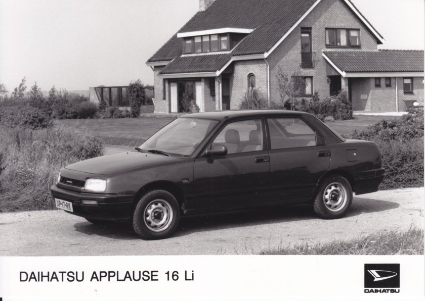 Дайхатсу Апплаус 1990