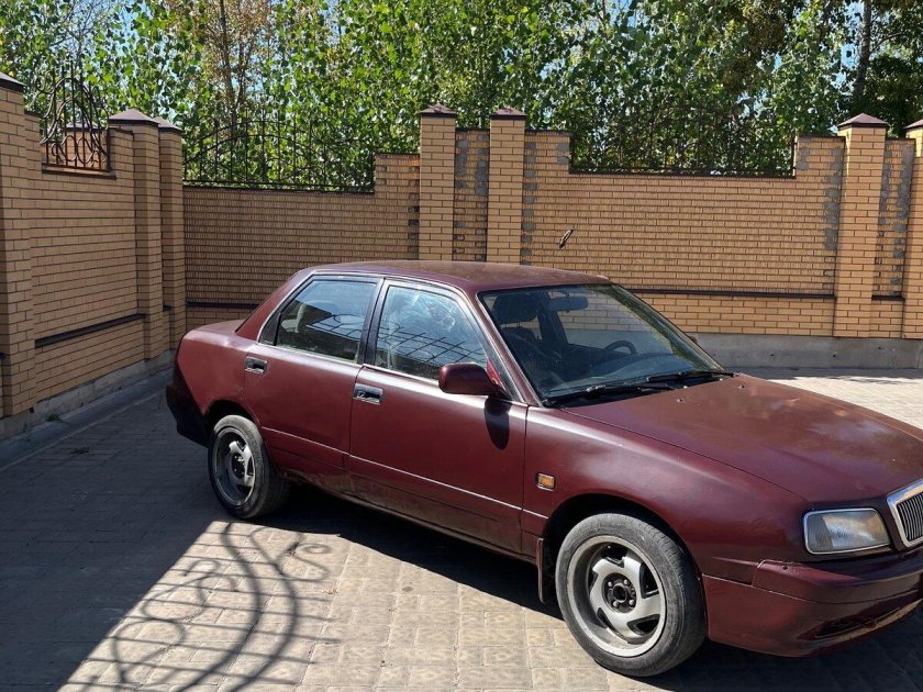 Дайхатсу апплаус 1992