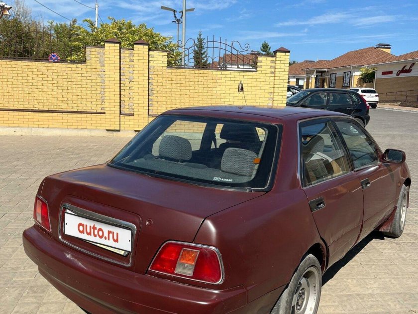 Дайхатсу апплаус 1999