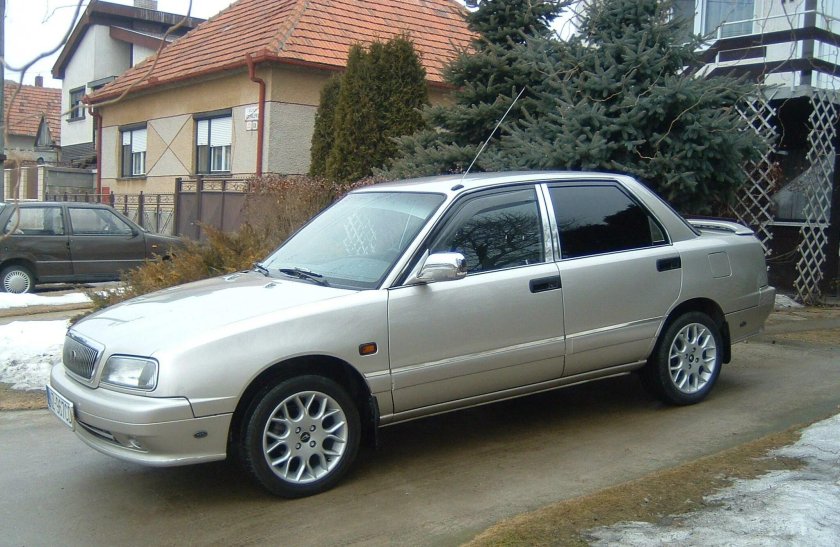 Daihatsu Applause 1989