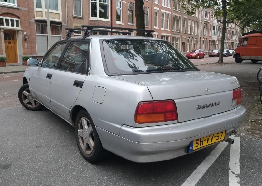 Дайхатсу Апплаус 1992