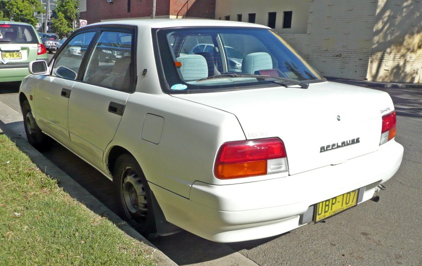 Дайхатсу Апплаус 1989