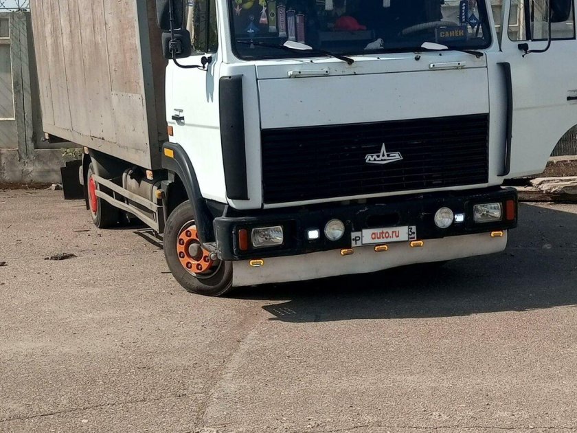 Грузовики маз