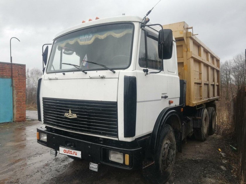 Самосвал маз-5516а5