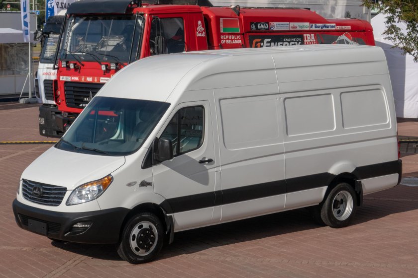 Фургон МАЗ-365022