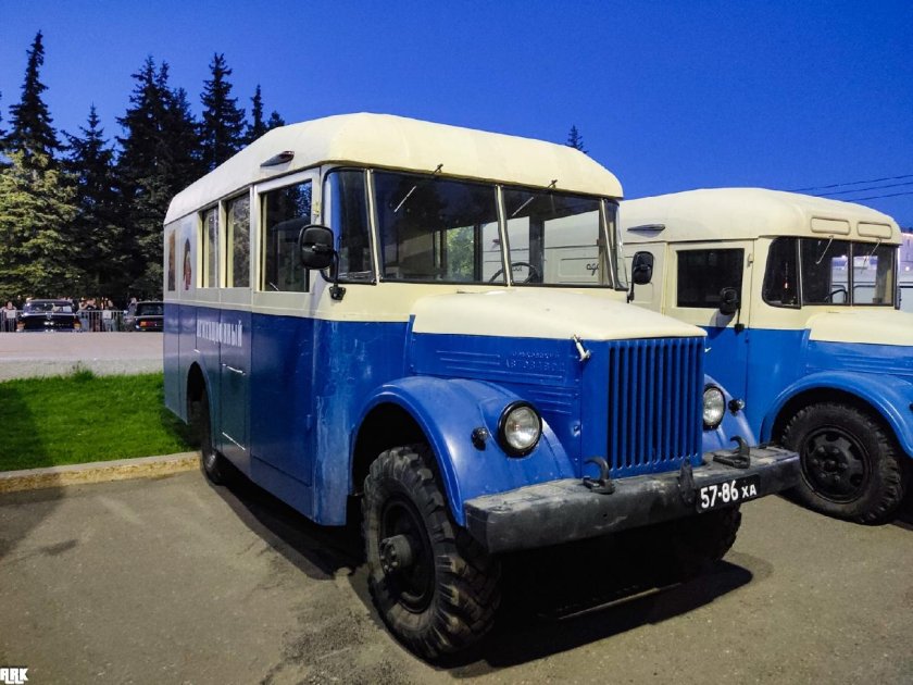 Автобус на базе газ 51
