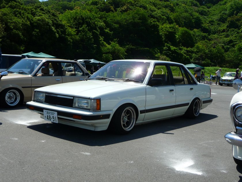 Toyota corona t140