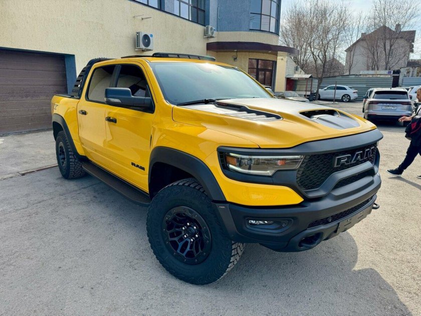 Ram 1500 crew cab trx