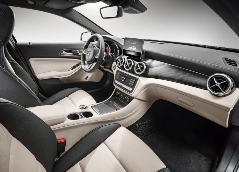 GLA 250 4matic салон