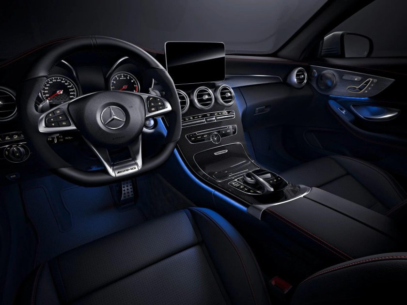 Mercedes Benz c63 AMG салон