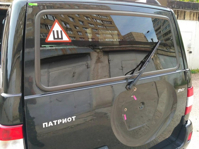 Заглушка на заднюю дверь УАЗ Патриот