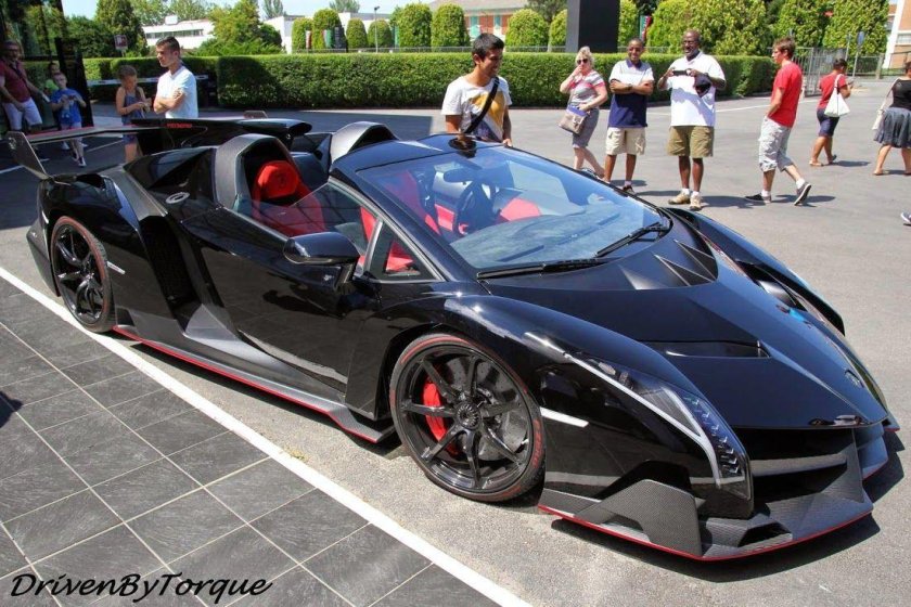 Lamborghini Veneno Roadster
