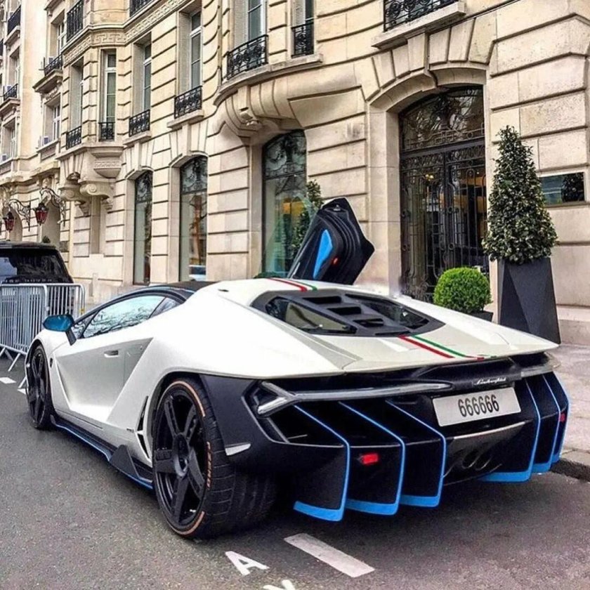 Ламборджини Баленсиага