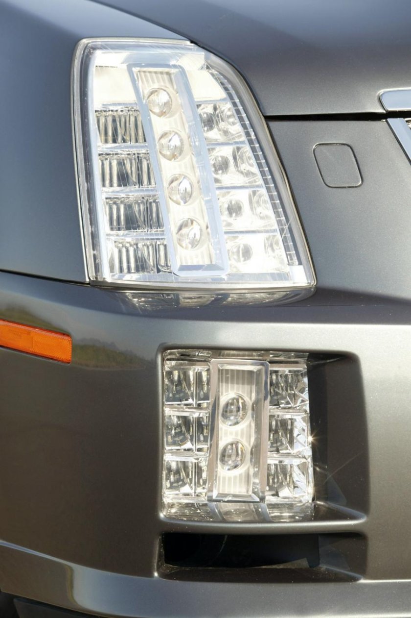 Led фары для Кадиллак SRX 2005