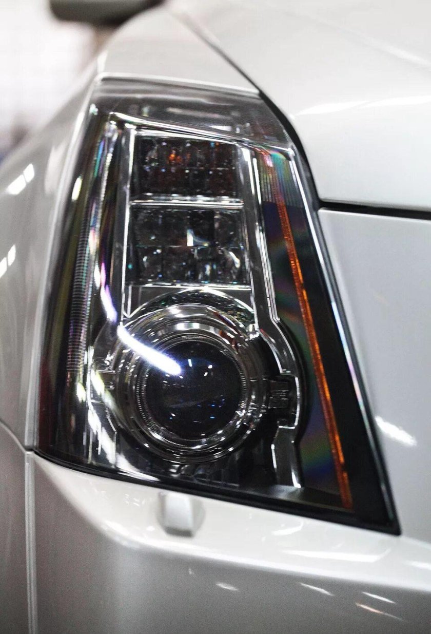 Фары Кадиллак CTS 2