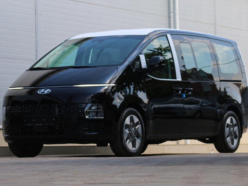 Hyundai Staria 2021