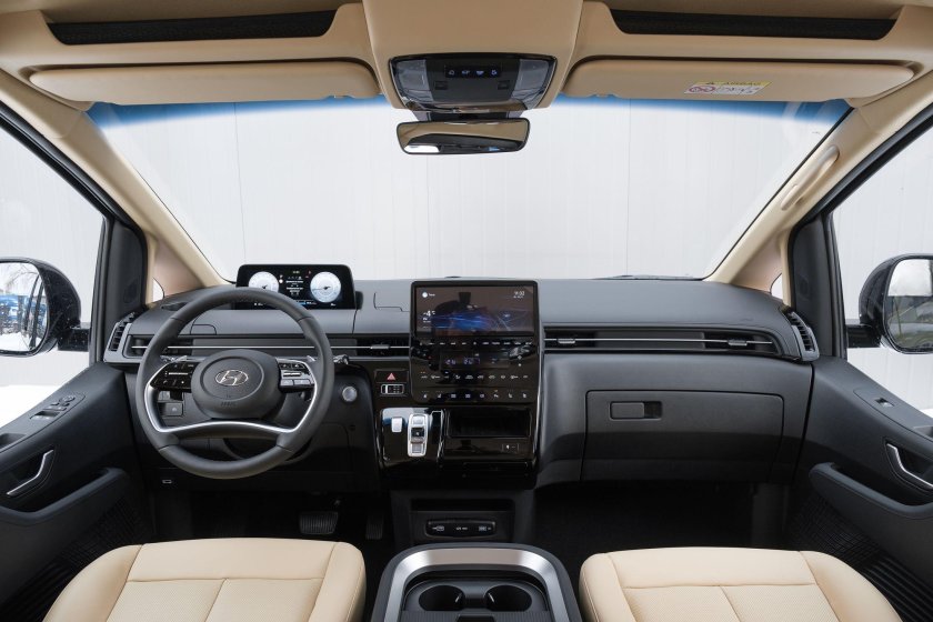 Hyundai Staria 2021 салон