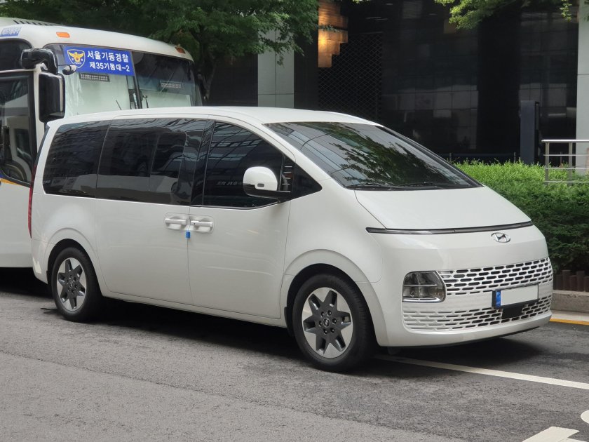 Staria Hyundai минивэн
