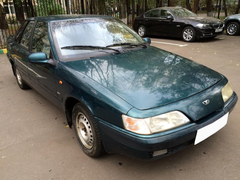 Зелёный Daewoo espero 1997
