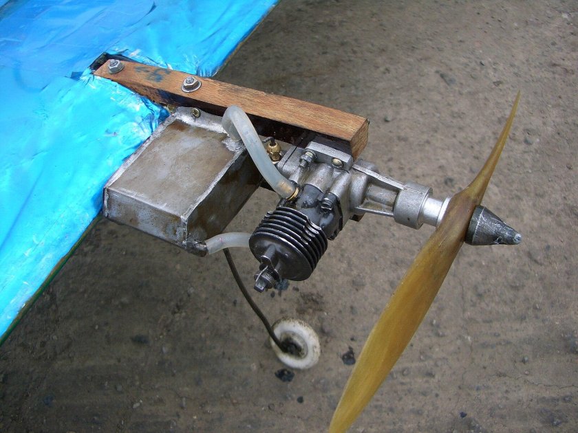 КМД 2.5 двигатель