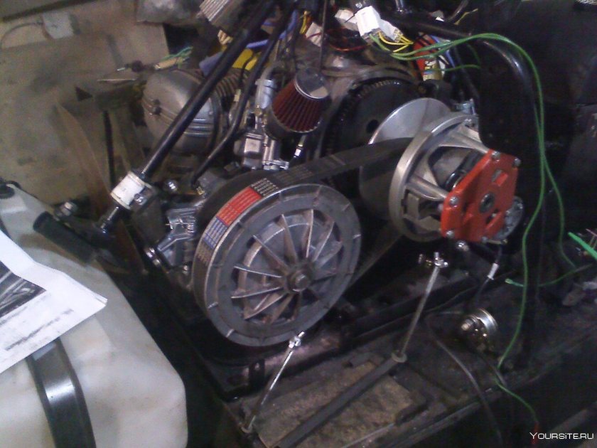 Снегоход Буран с двигателем от ВАЗ 2108