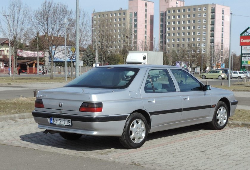 Peugeot 605 1995