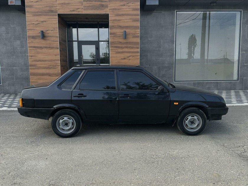 Lada ваз 21099