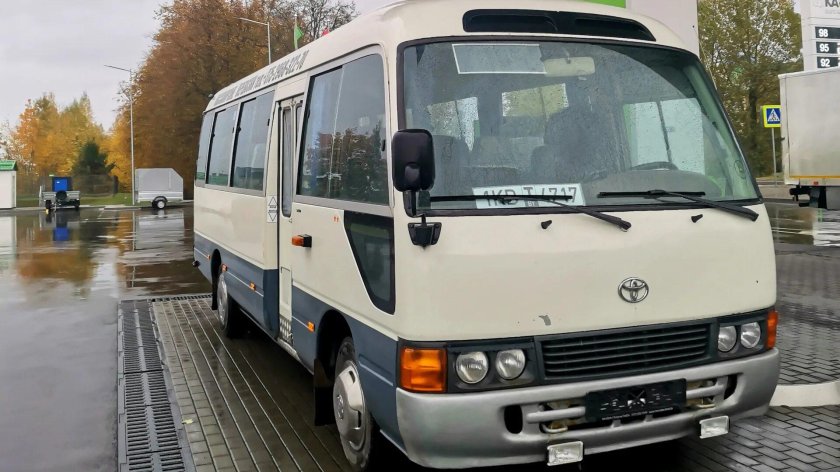 Тойота коастер автобус
