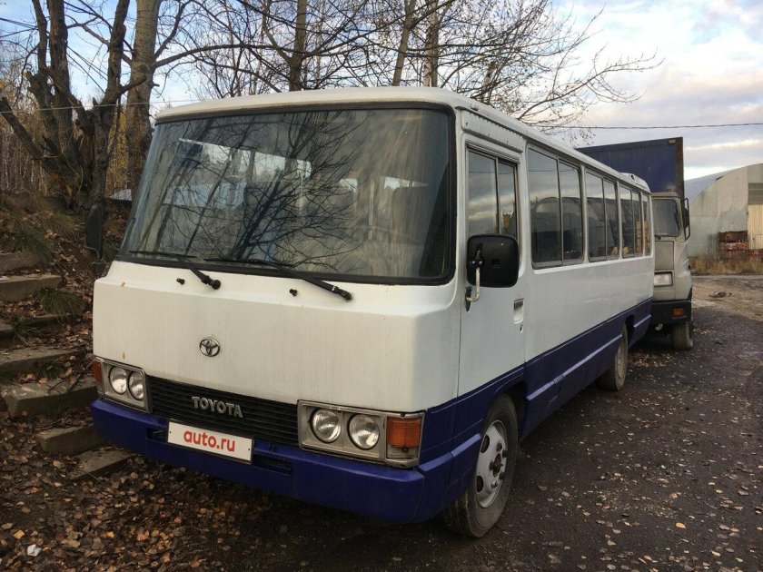 Toyota Coaster 1991