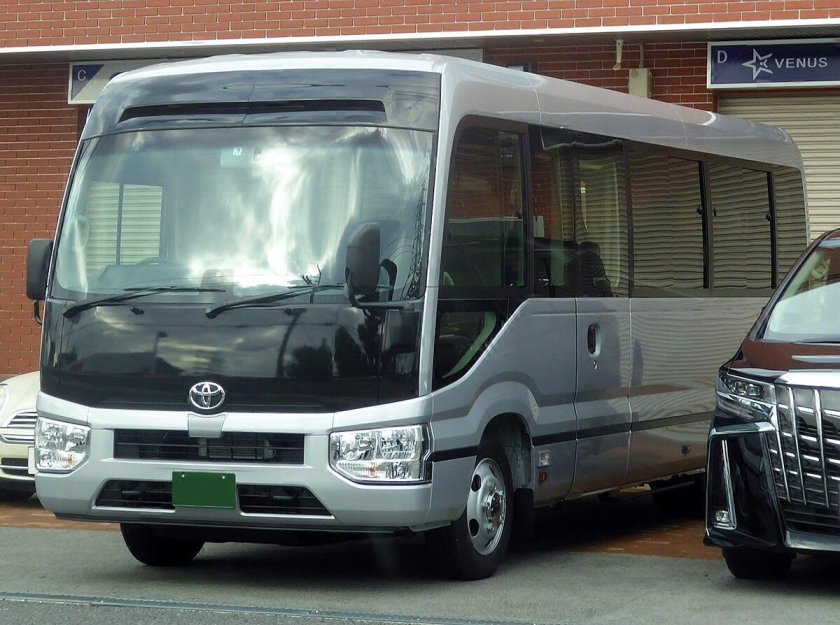 Toyota Coaster 2020