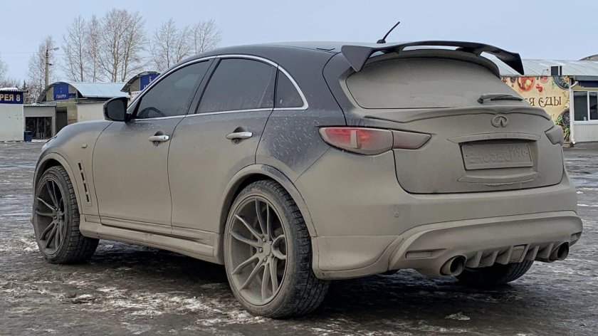 Инфинити грязный