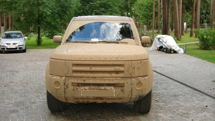Очень грязный автомобиль