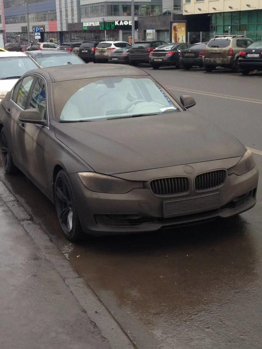 Грязная БМВ