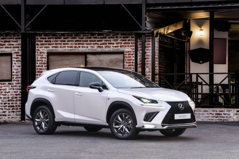 Лексус nx300