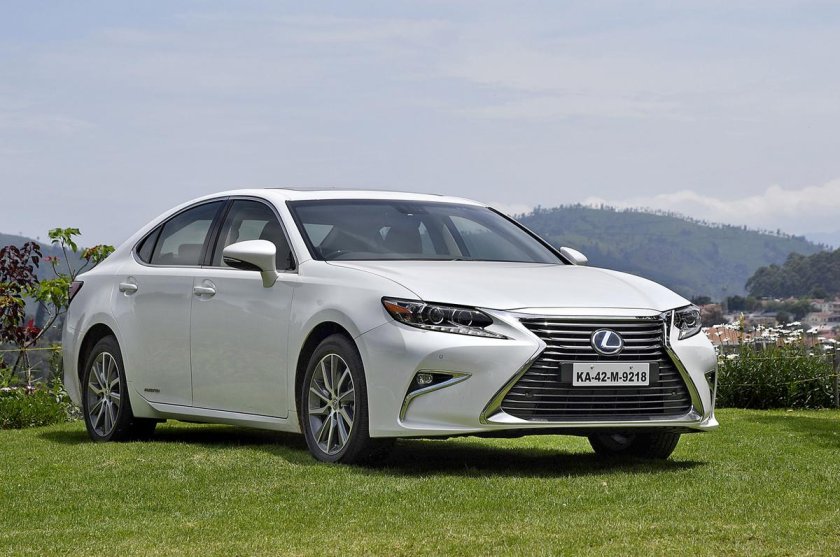 Lexus es 300h