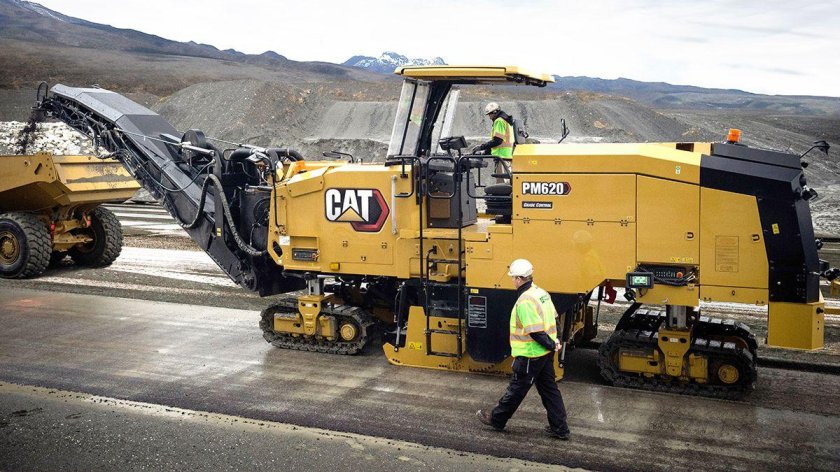 Дорожная фреза катерпиллер