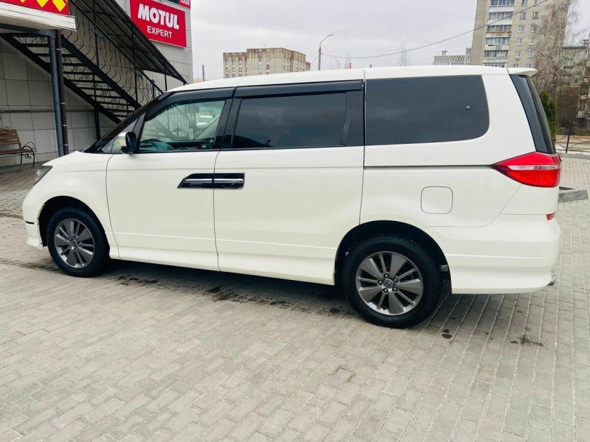 Хонда элюзион