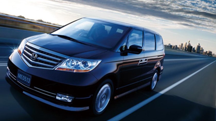 Honda Elysion Prestige 3.5