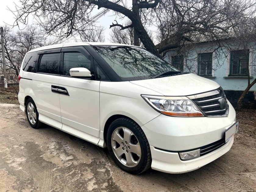 Honda Elysion Prestige 2007 хвоактеом