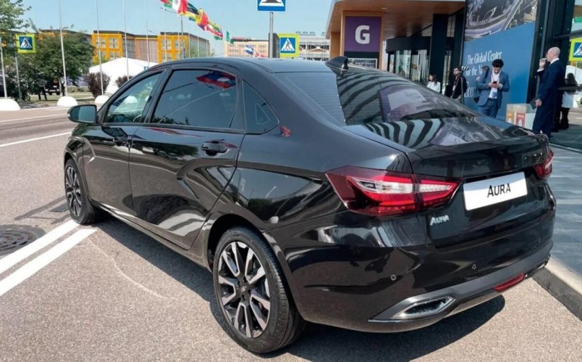Lada Vesta Aura 2023