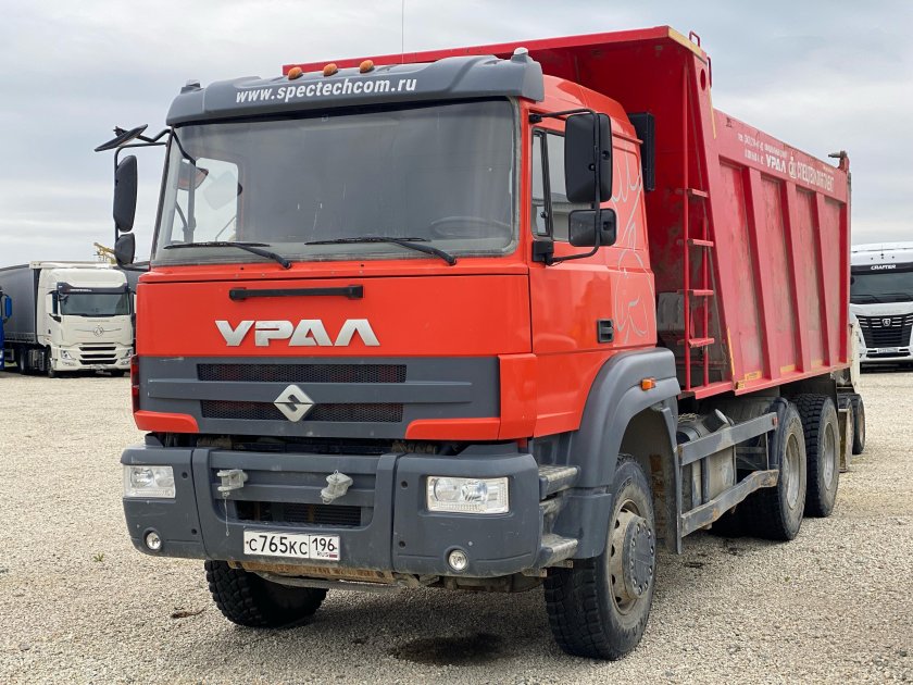 Самосвал урал