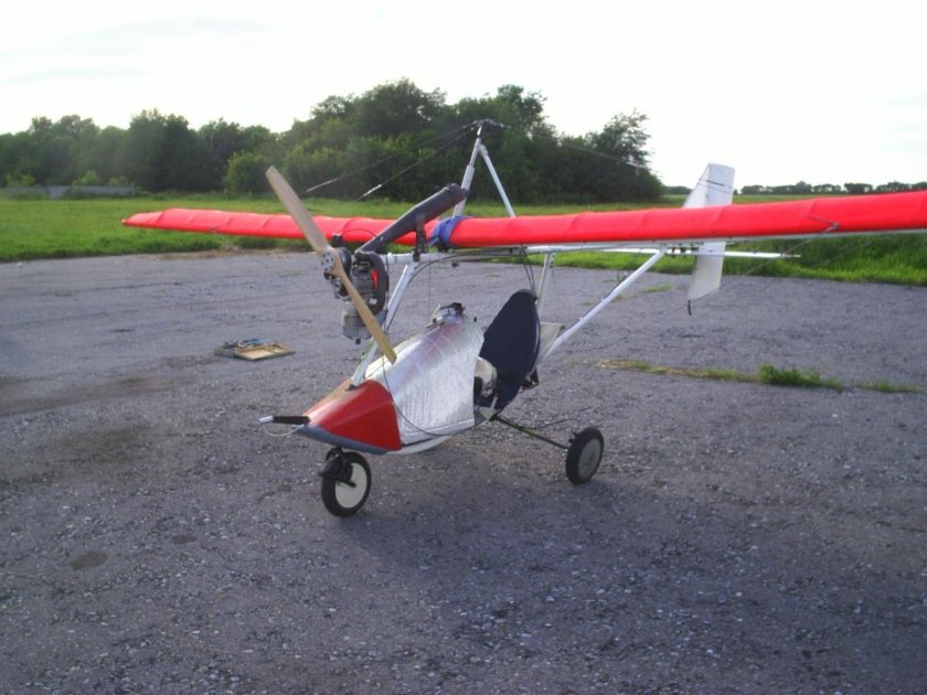 Сверхлегкий мотопланер Шмель