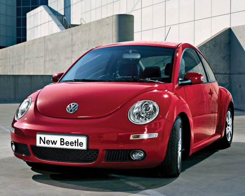 Фольксваген Жук красный